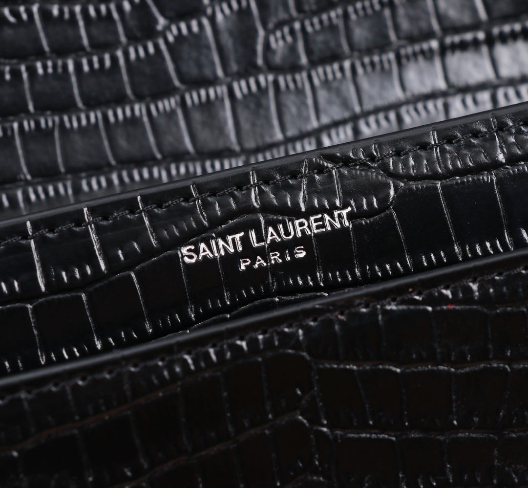 Handbags SAINT LAURENT 634723 size 25x18x5 cm - vstockx
