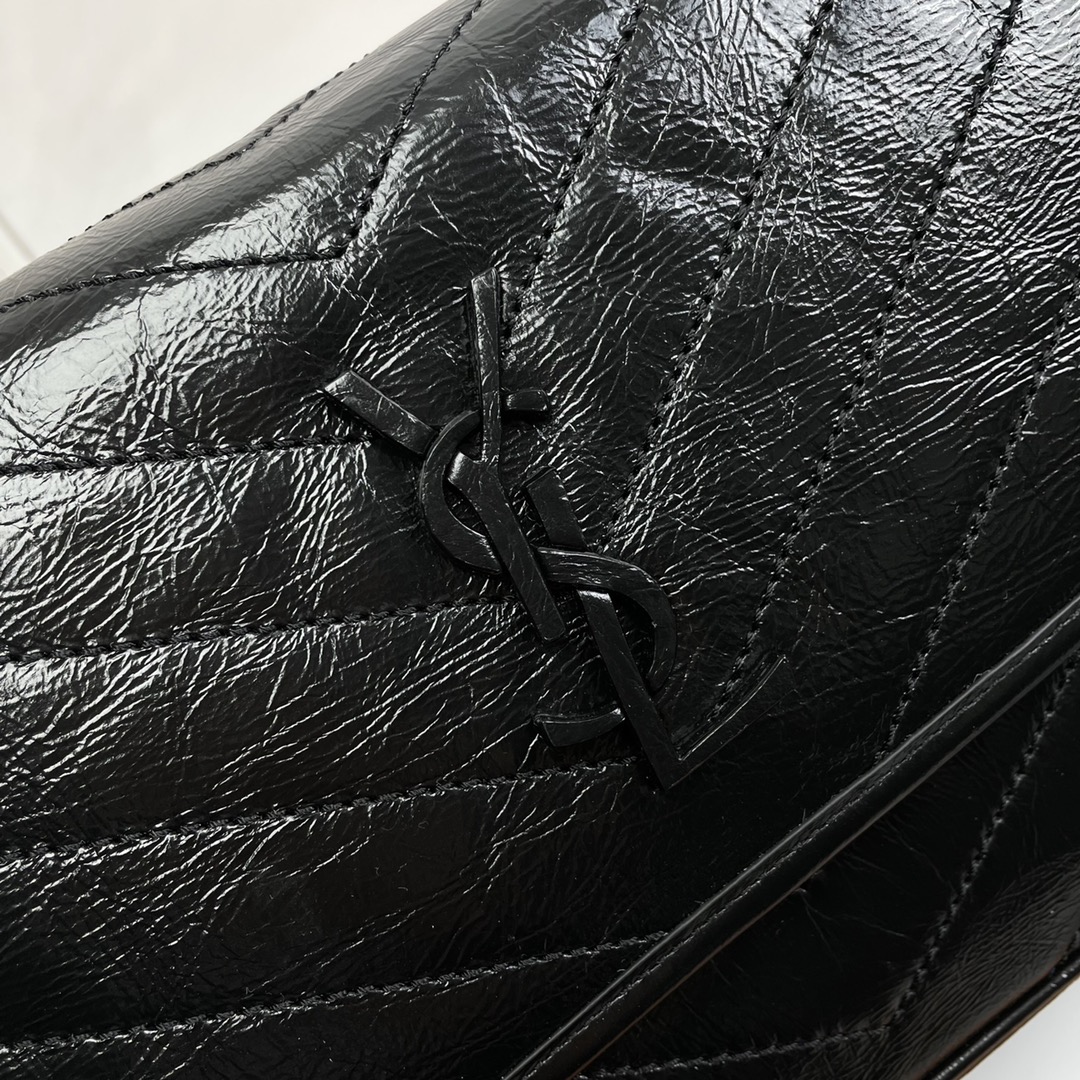 Handbags SAINT LAURENT 498894 size 28x20.5x8.5 cm - vstockx