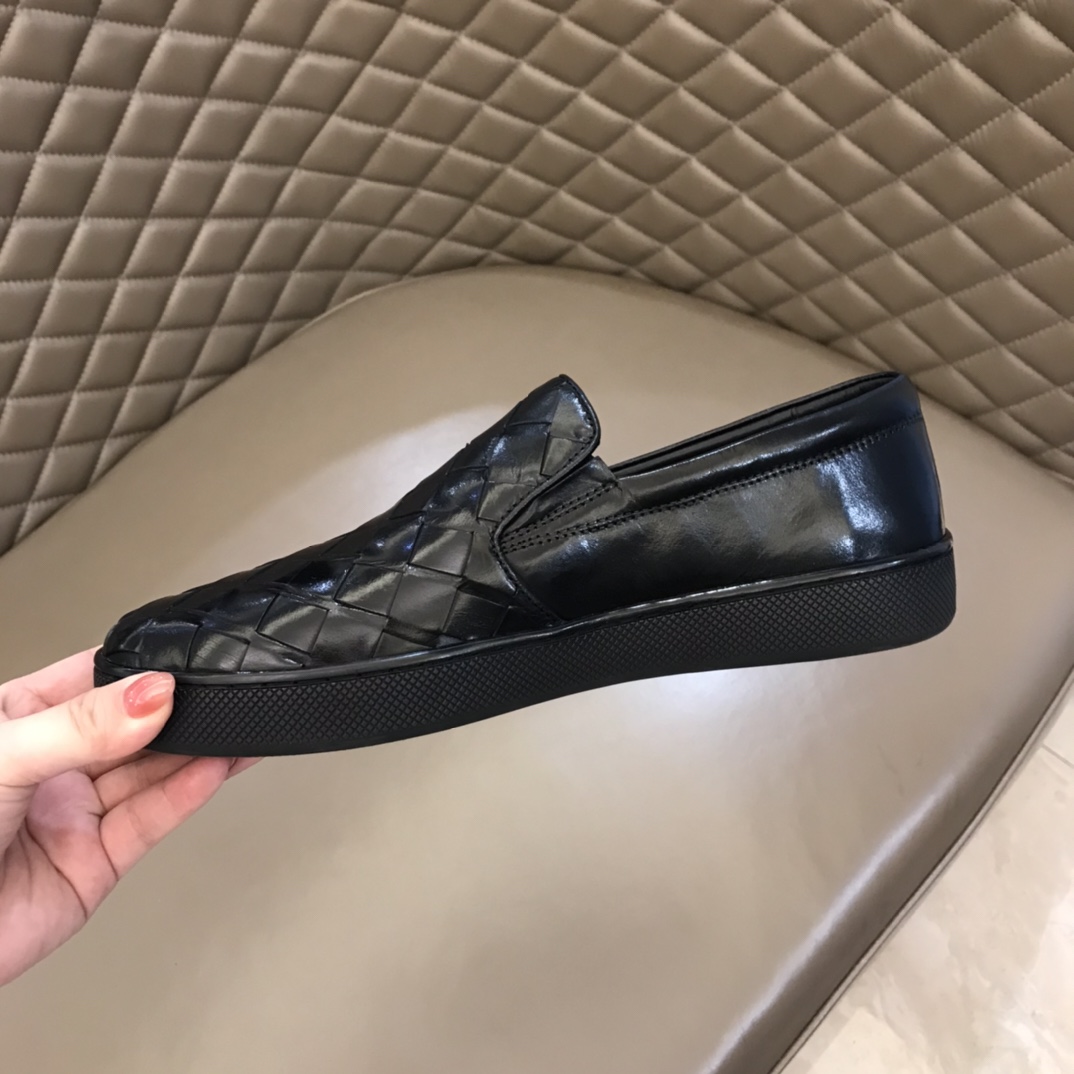 Bottega Veneta Intrecciato Leather Loafers 1 - vstockx