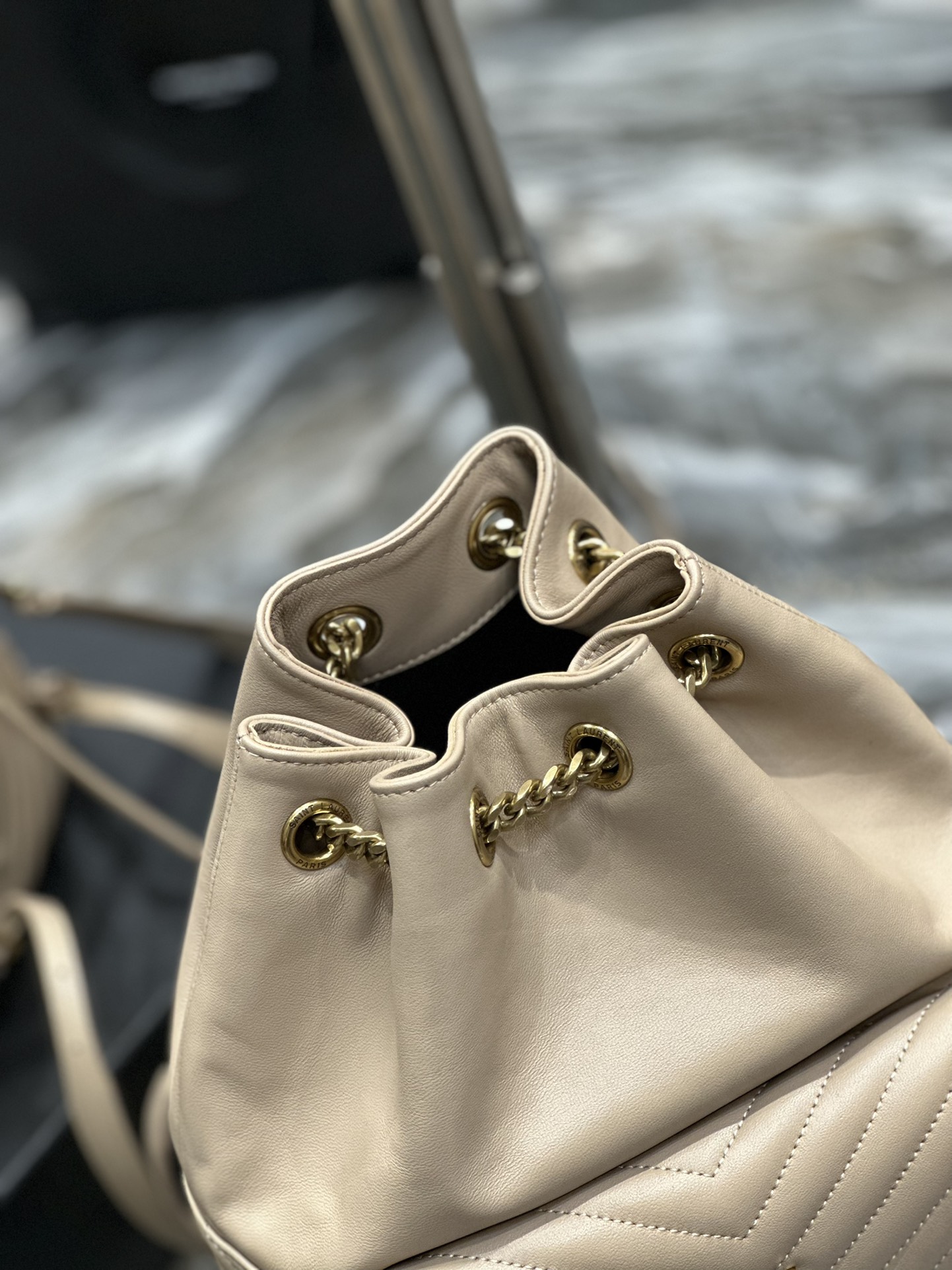 Handbags SAINT LAURENT 672609 size 22  29  15 cm - vstockx