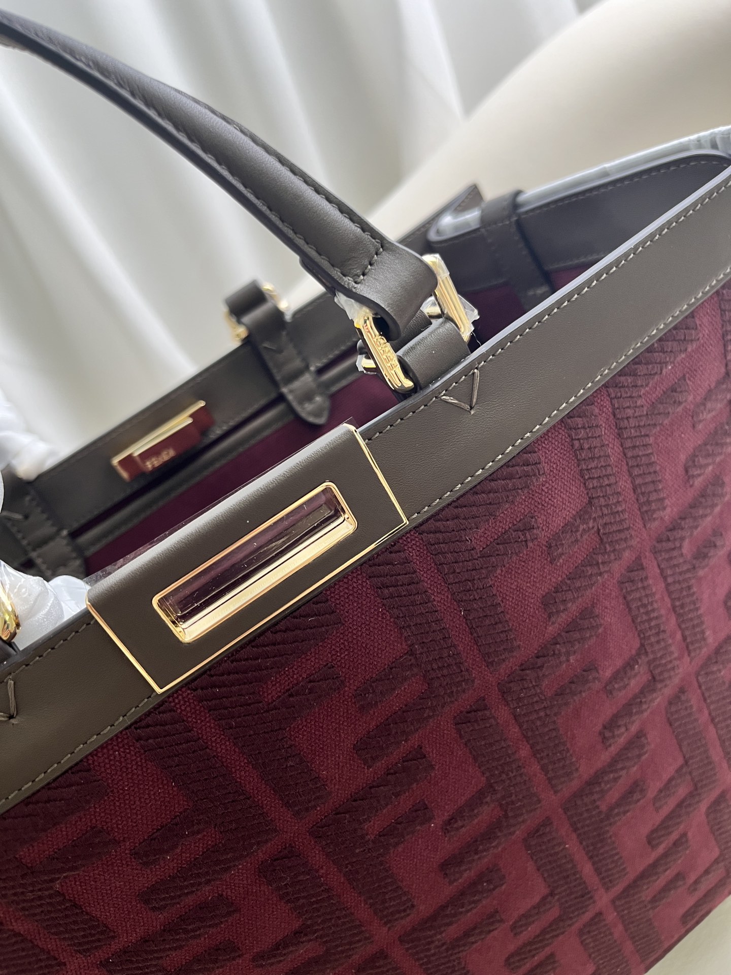 handbags FENDI 1819 size:40*12*29cm - vstockx