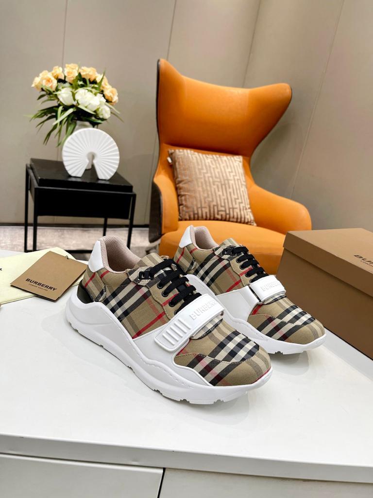 Burberry Regis Archive Beige White - vstockx