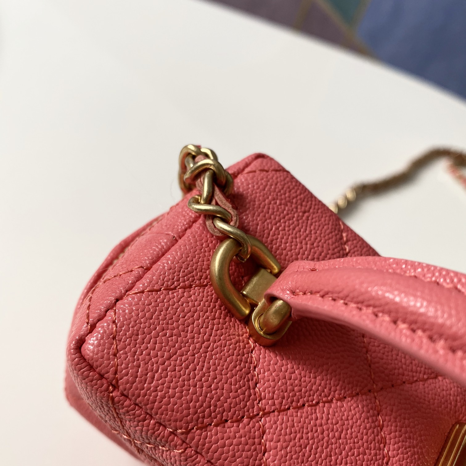 Handbag Chanel AP2194 size 12 11.5 7 cm - vstockx