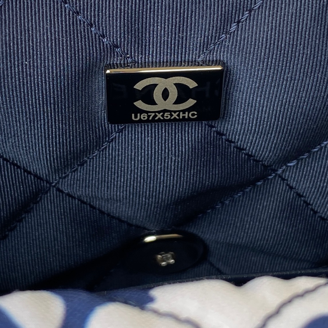 Handbag Chanel AS3522 size 20 cm - vstockx