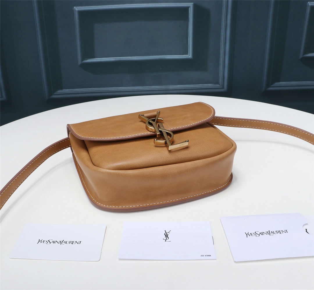 Handbags SAINT LAURENT 619740 size 18x15.5x5.5 cm - vstockx
