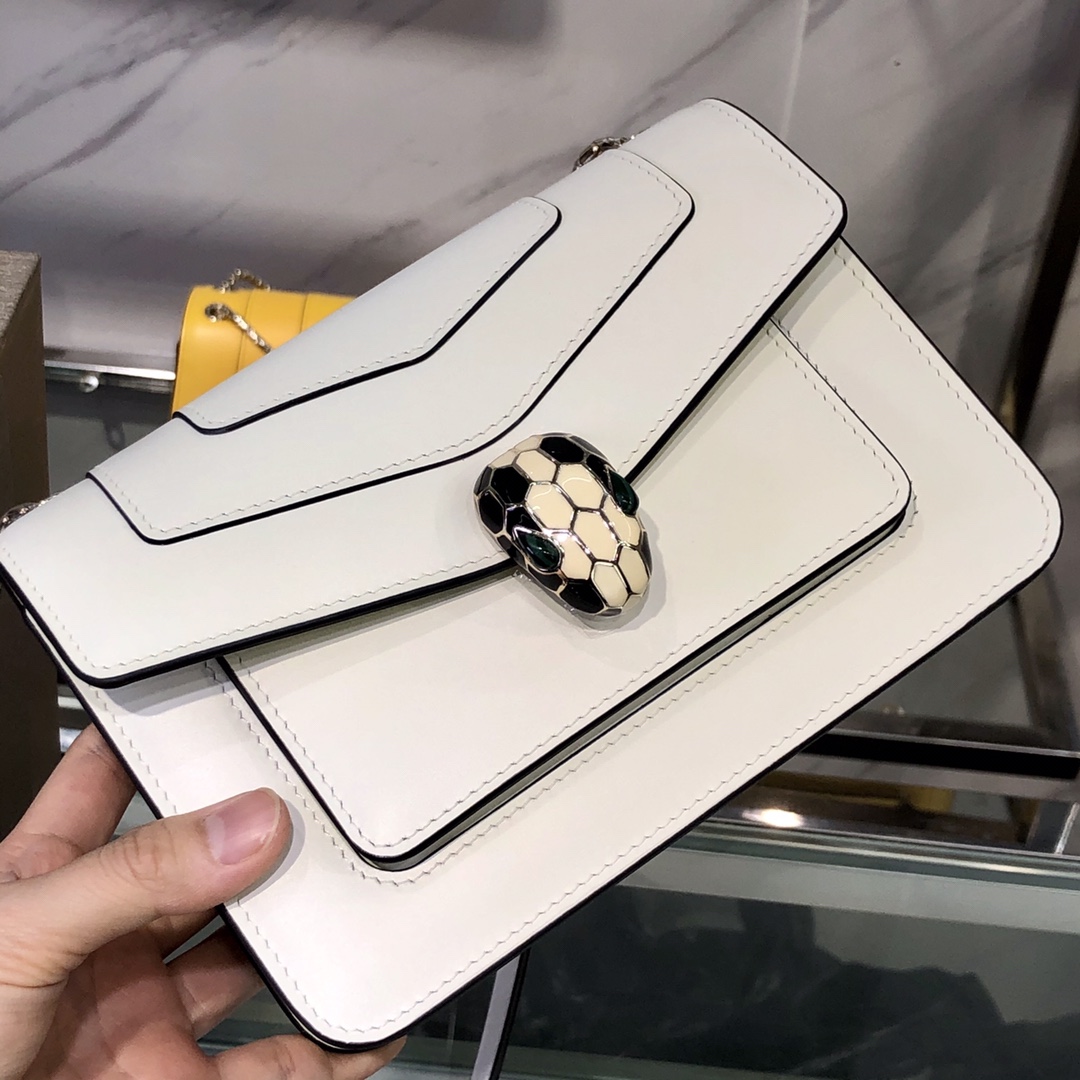 Handbags Bvlgari 9676 size:19*13*7 cm - vstockx