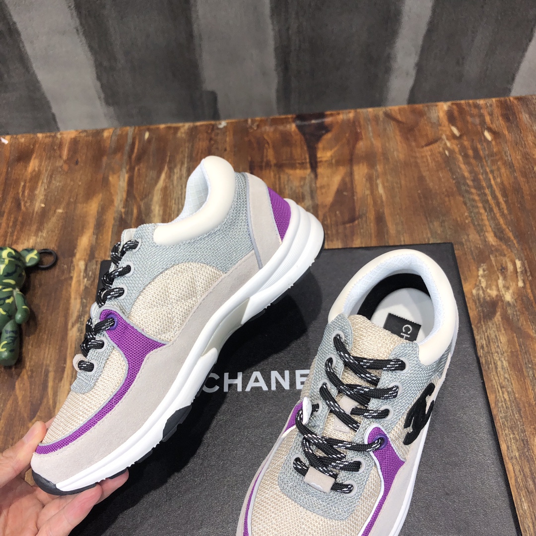 Chanel Fabric & Suede Calfskin Low Top Sneaker 3 - vstockx
