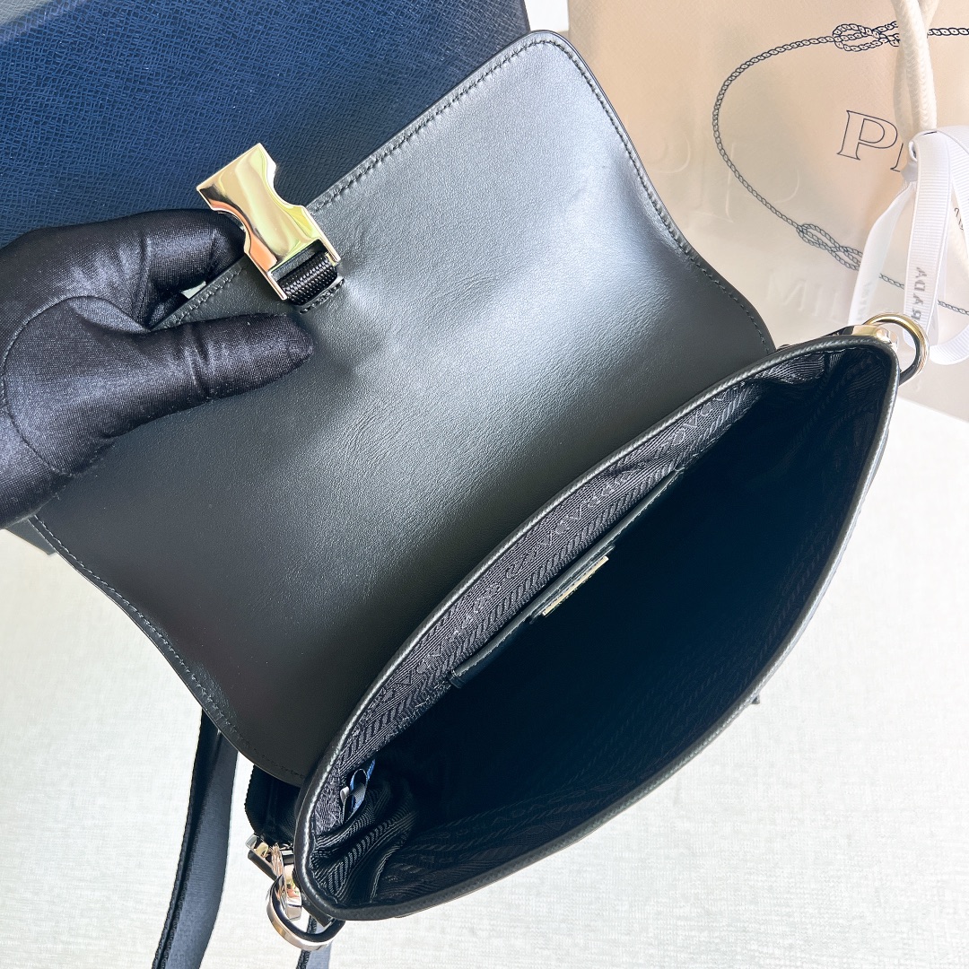 handbags prada 2VD044 20*15.*4 - vstockx