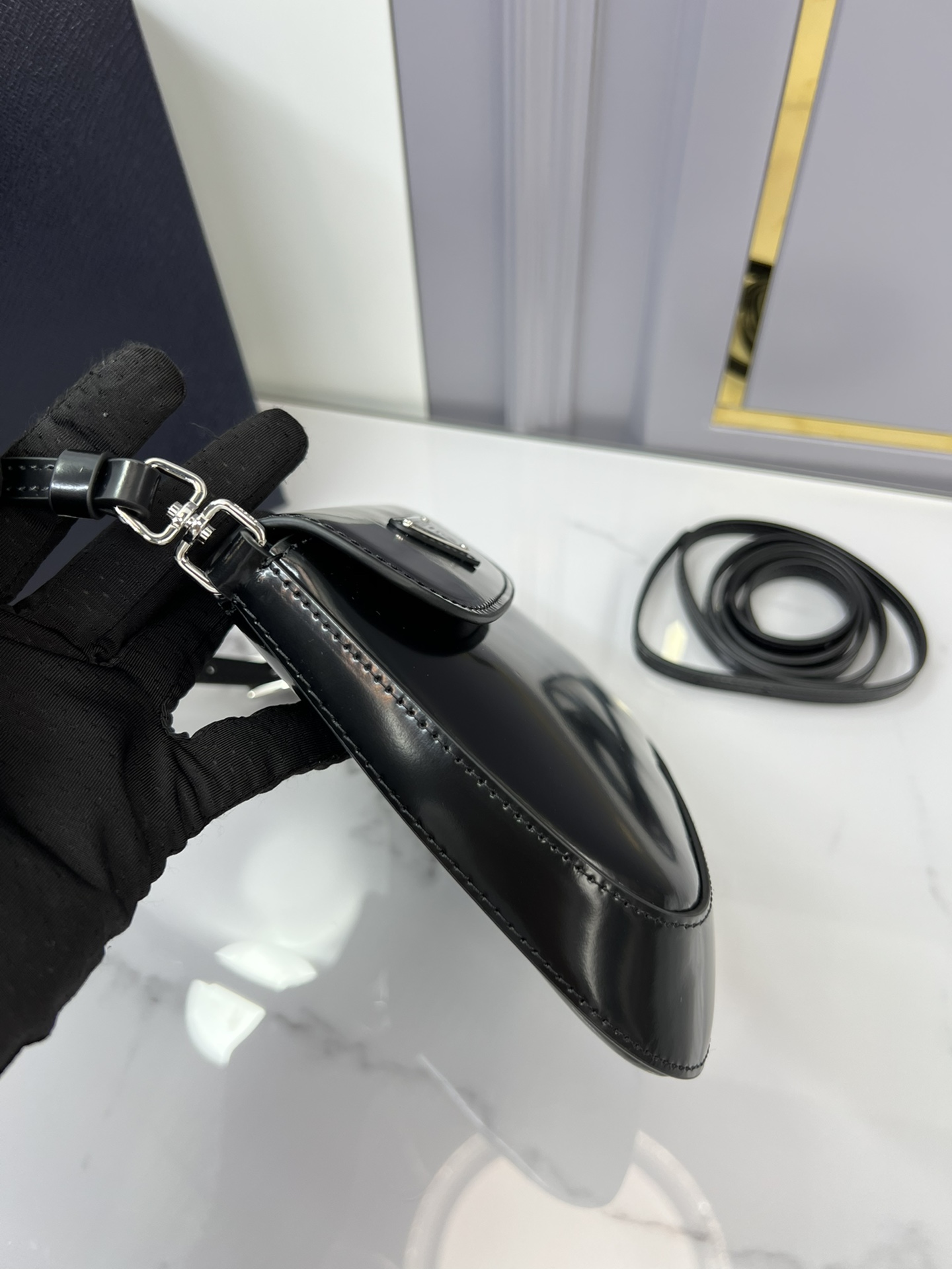 handbags prada 1BH188 17*14.5*7 - vstockx