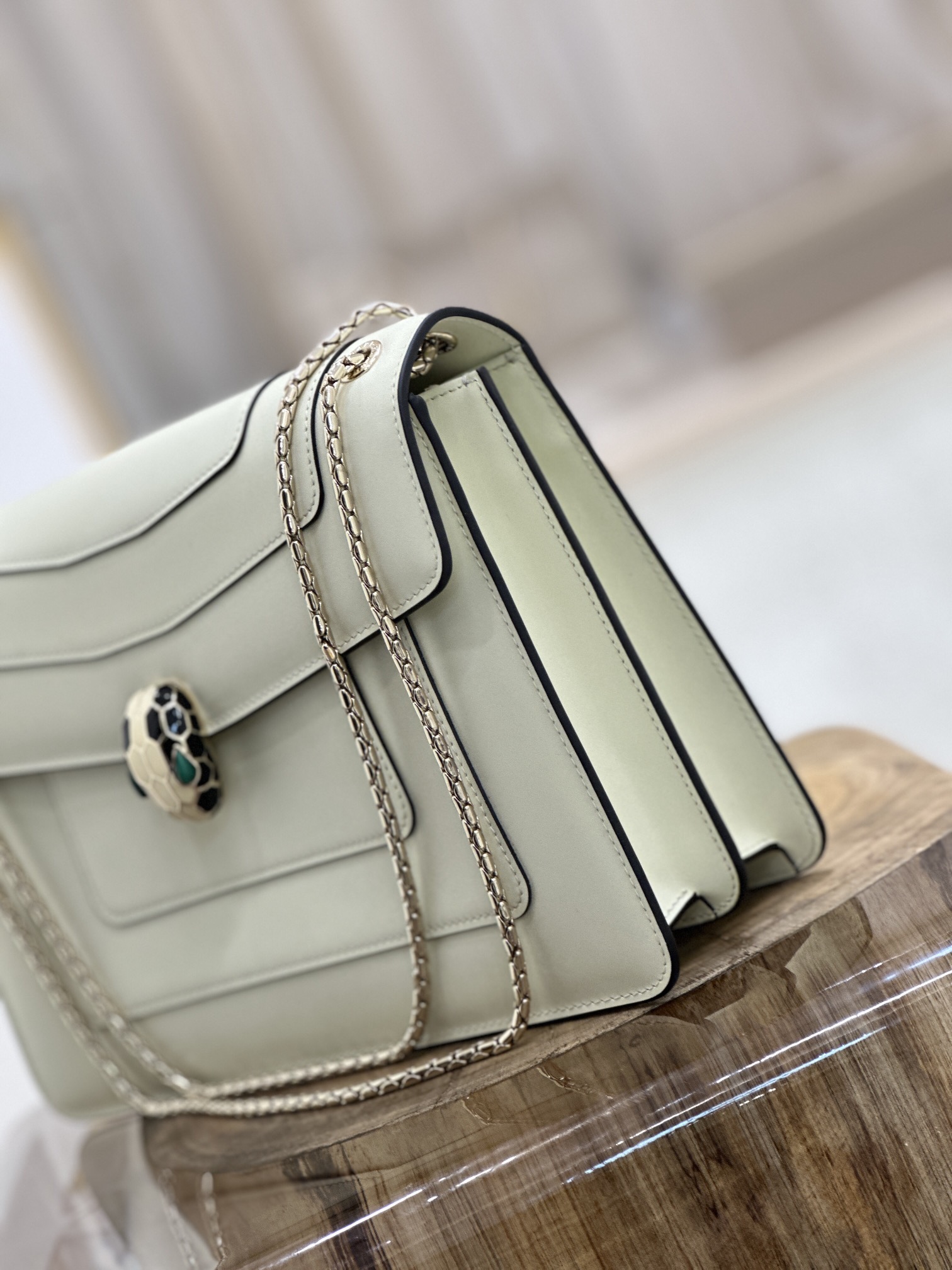 Handbags Bvlgari 35362 size:28*19*8 cm - vstockx