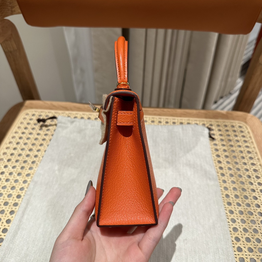 Handbags Hermes mini Kelly size:19 cm - vstockx