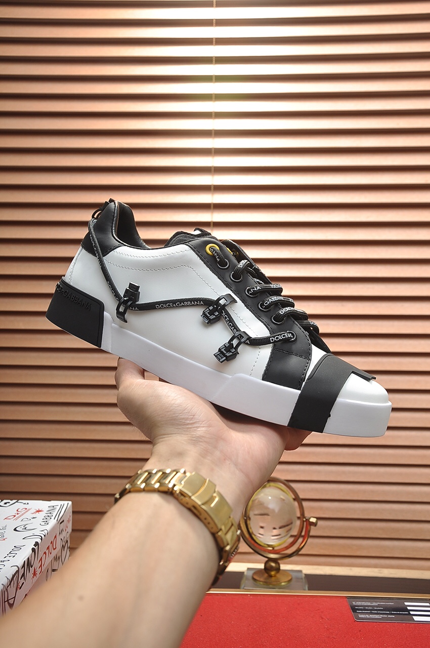 Dolce & Gabbana Low Tops Sneakers 63 - vstockx