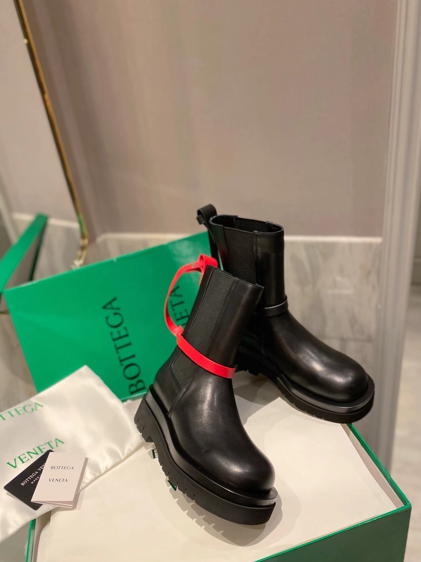 Bottega Veneta Boots 30 - vstockx