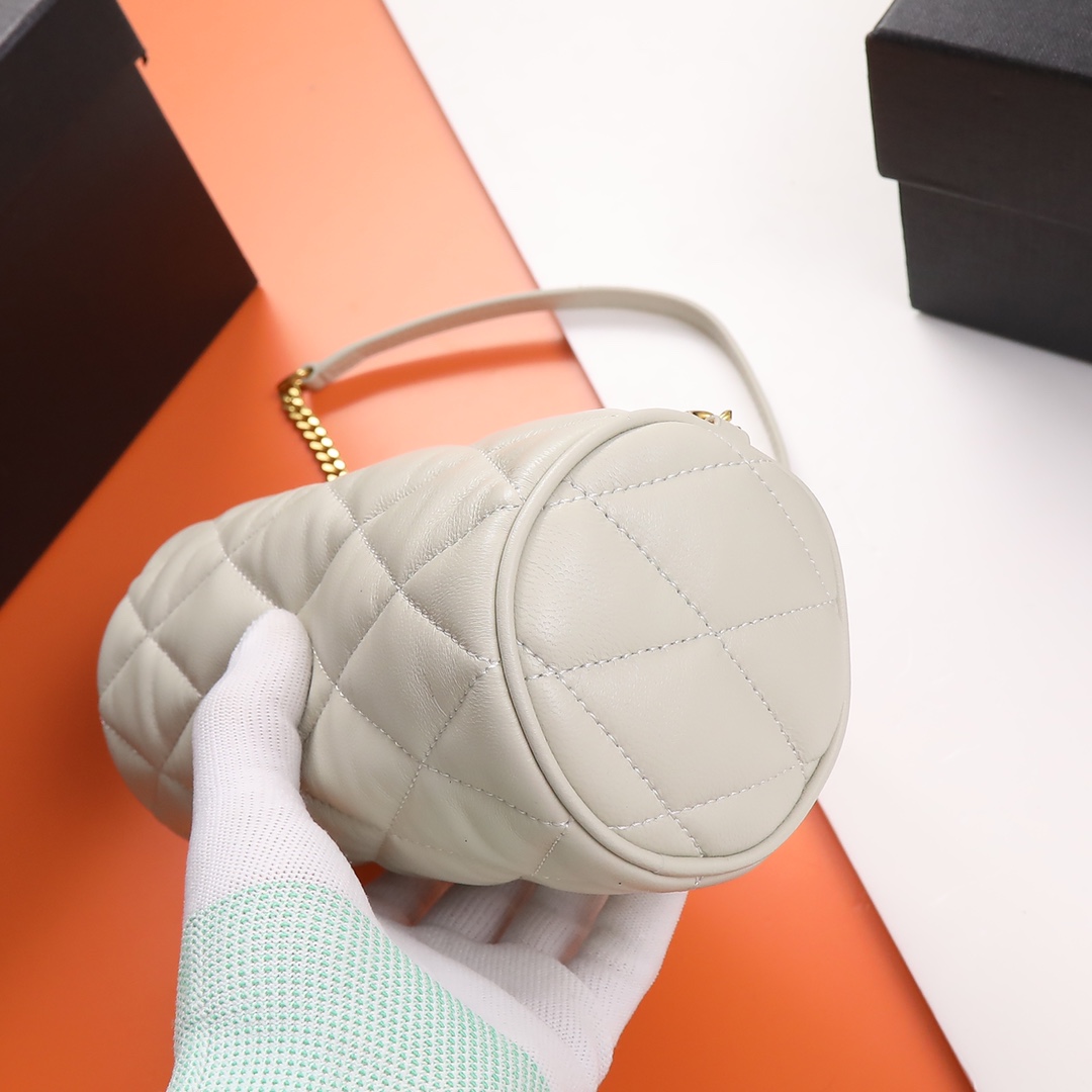 Handbags SAINT LAURENT 699703 size 20x10x10 cm - vstockx