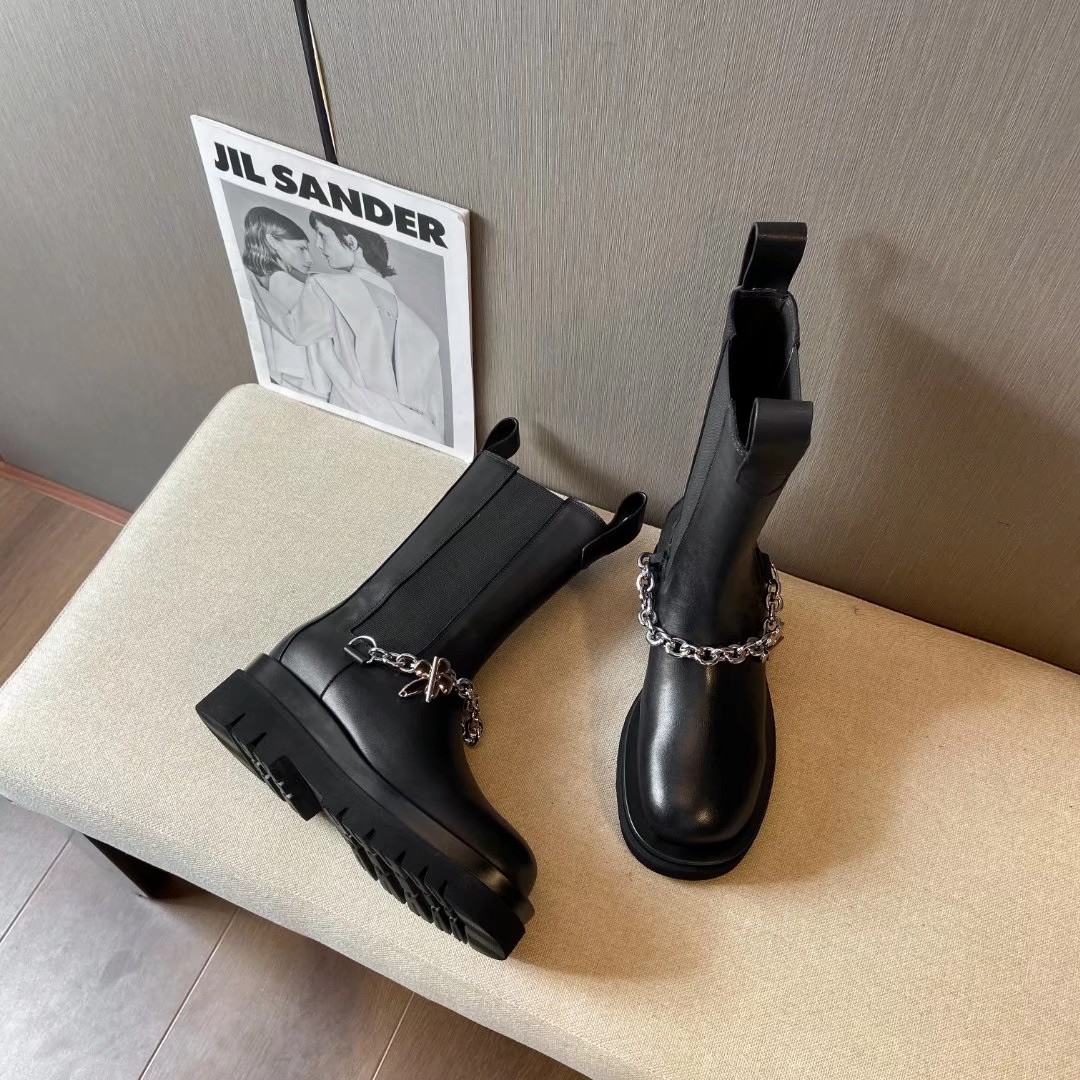 Bottega Veneta Boots 5 - vstockx