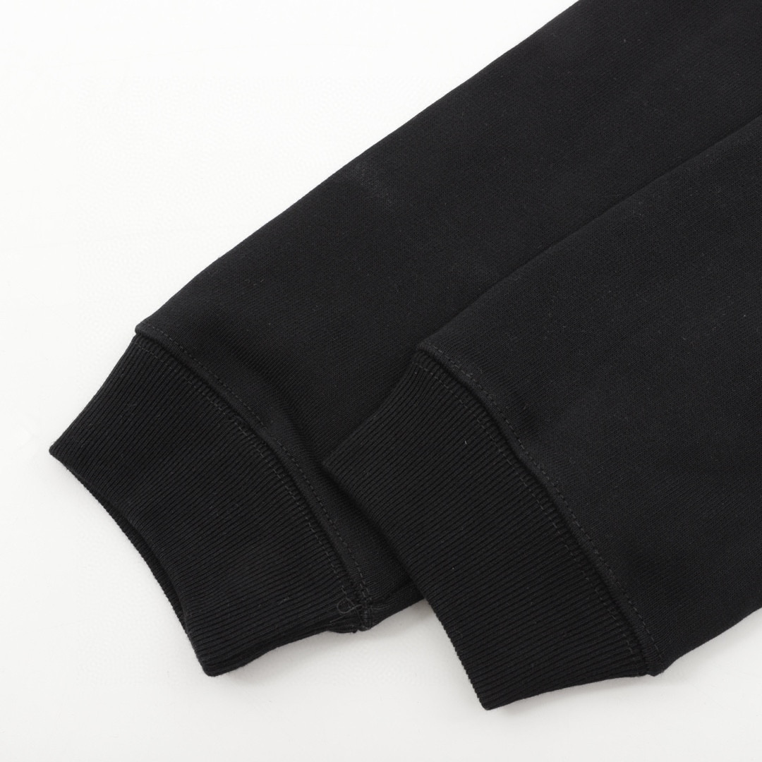 Clothes Gucci 410 - vstockx