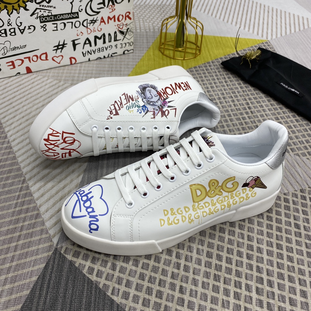 Dolce & Gabbana Low Tops Sneakers 100 - vstockx