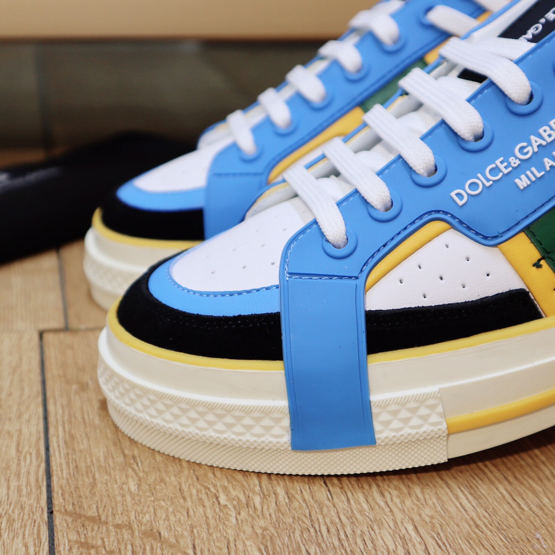 Dolce & Gabbana Low Tops Sneakers 77 - vstockx