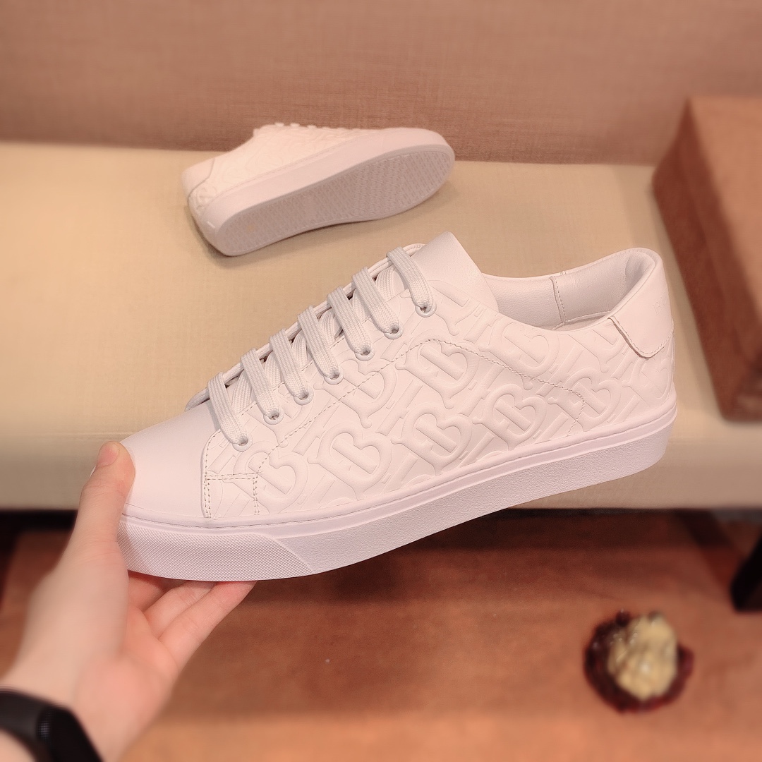 Burberry Perforated Check Sneaker 27 - vstockx