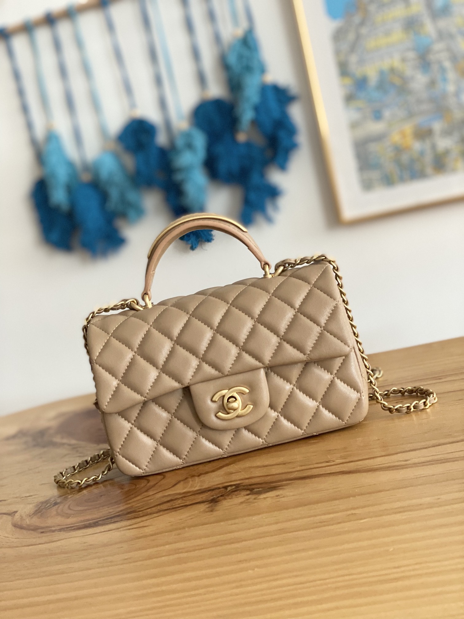 Handbag Chanel AS2431 size 20X14X7 CM - vstockx