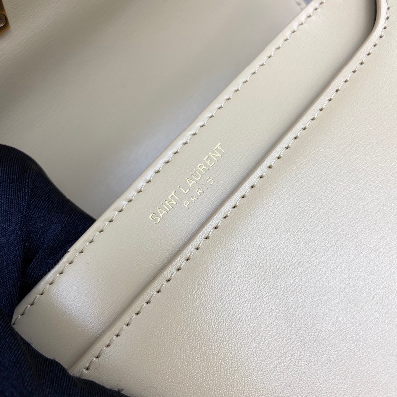 Handbags SAINT LAURENT 635306 size 19*14*6 cm - vstockx