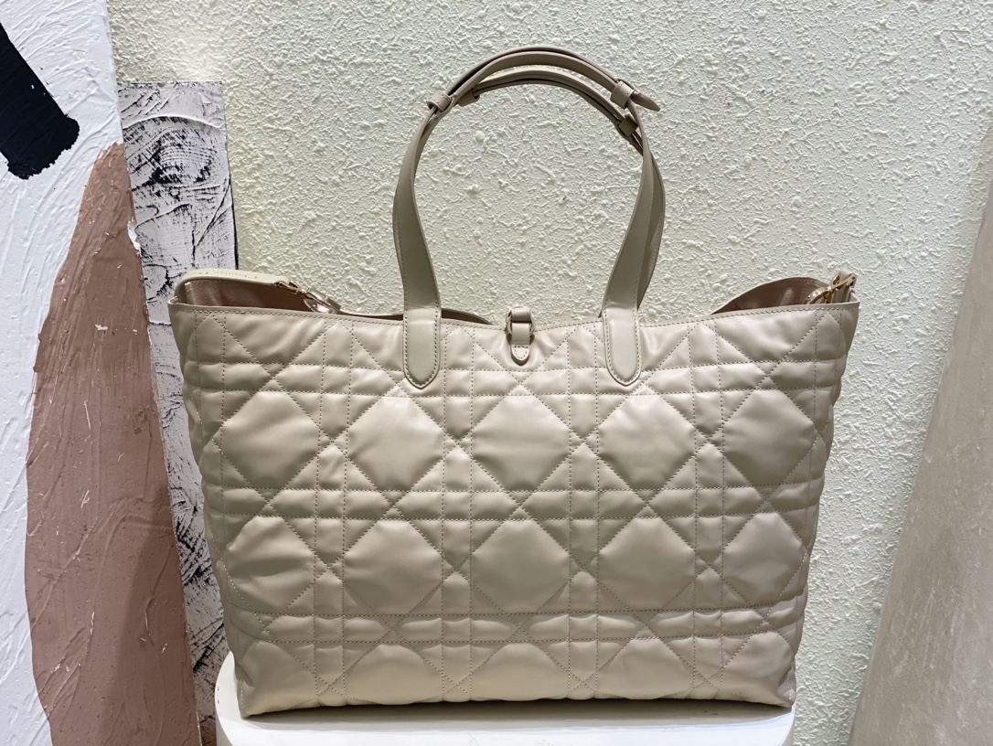 Handbags 6233 size:37 cm - vstockx