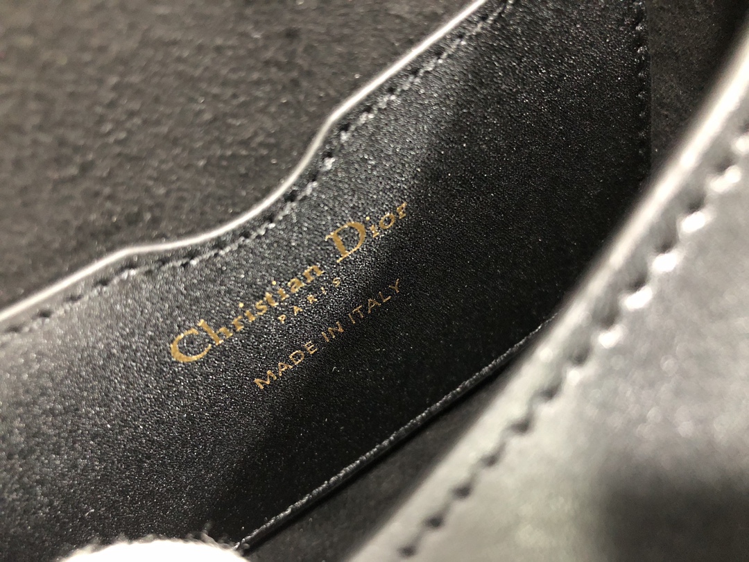 Handbag Dior M9319 size 22*17*6 cm - vstockx