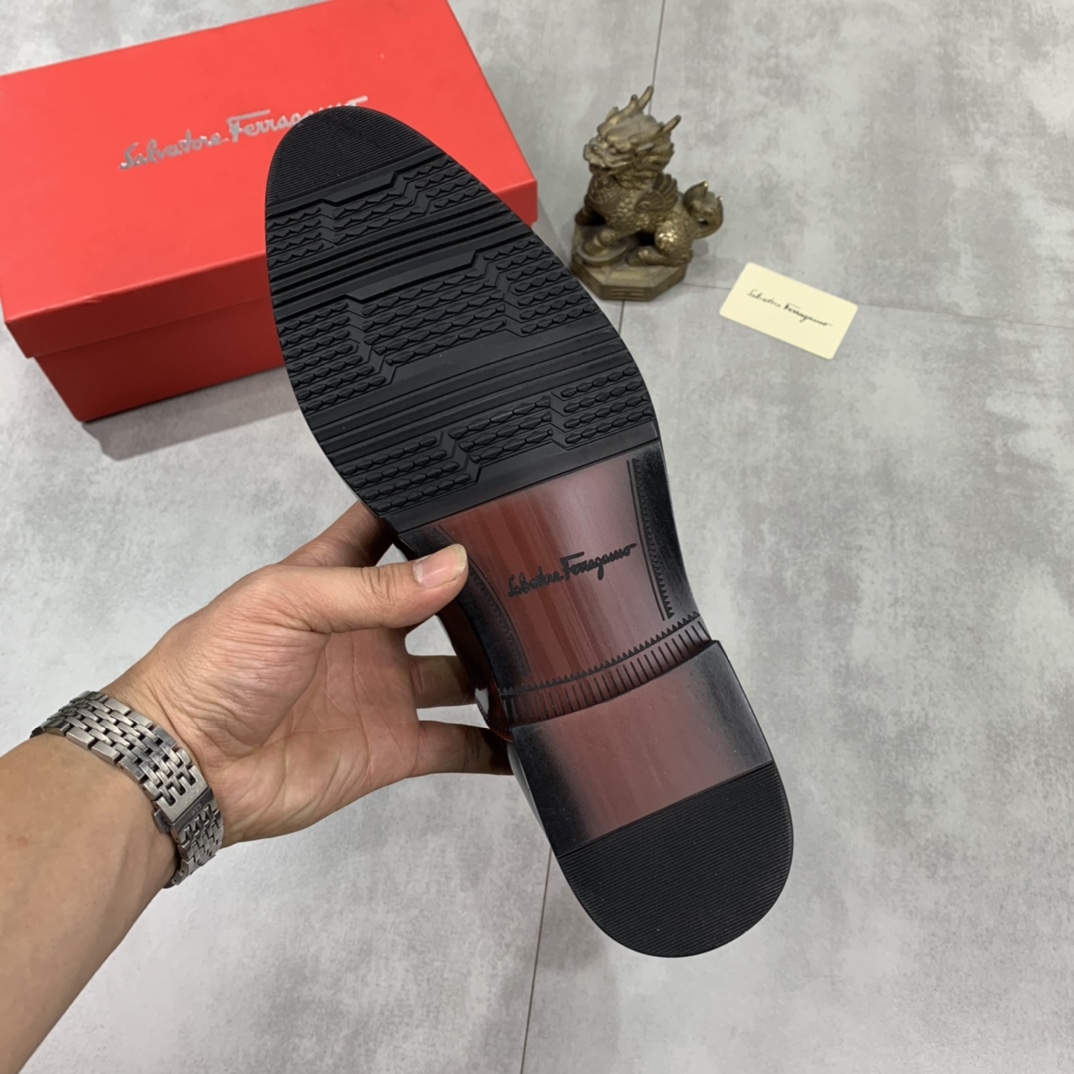 Salvatore Ferragamo Boots 19 - vstockx