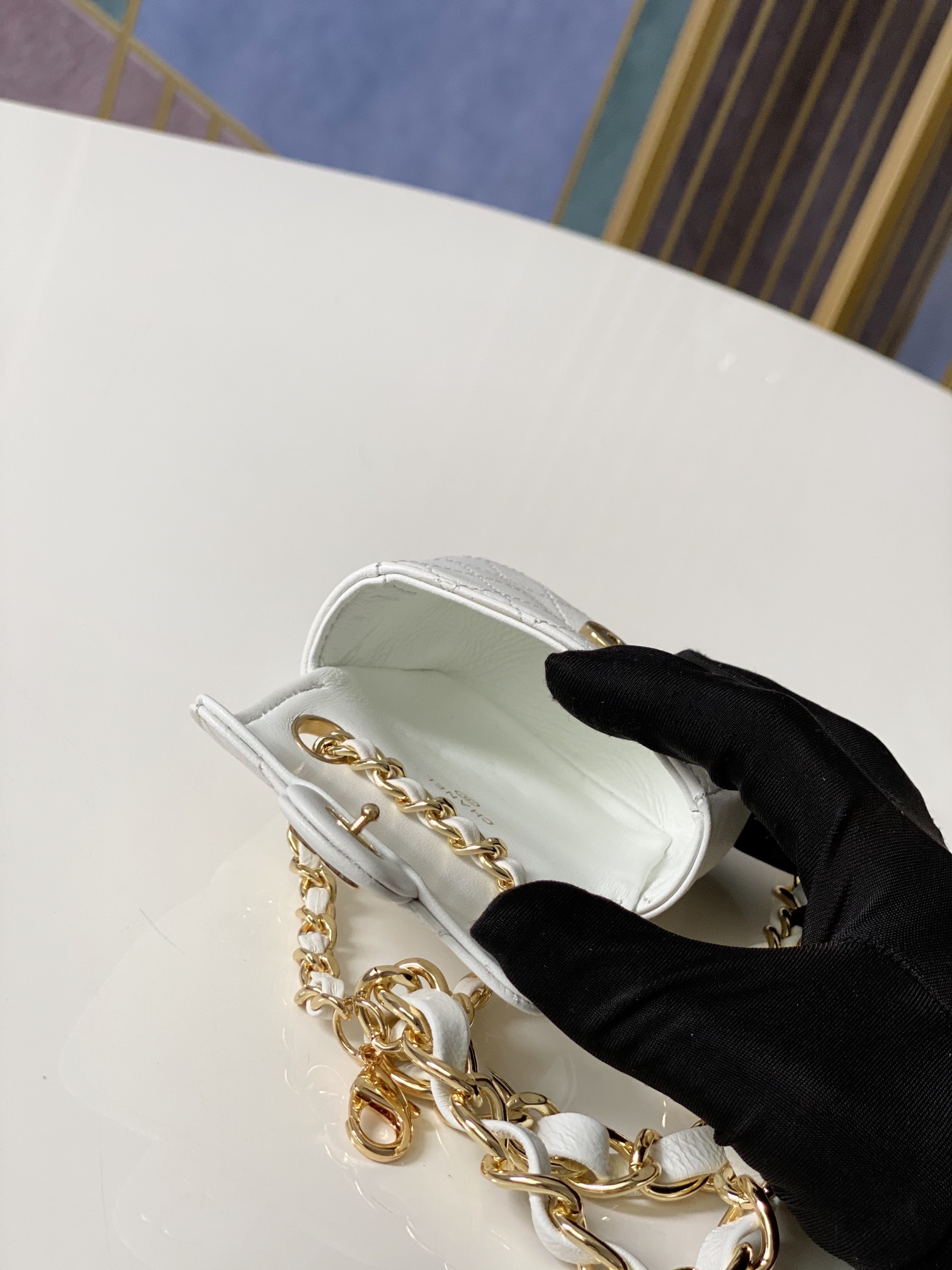 Handbag Chanel 2080 size 9.8.3 cm - vstockx