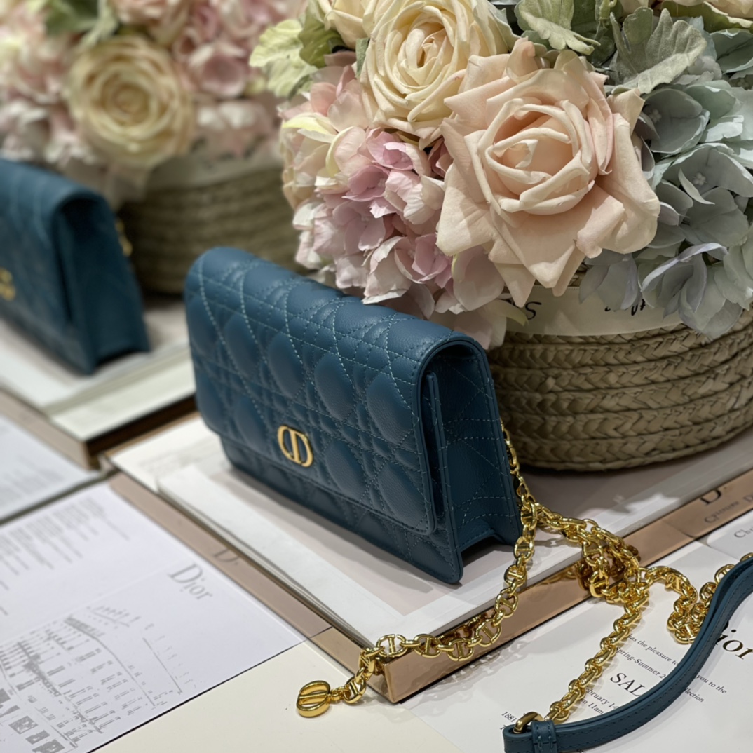 Handbag Dior 5091 size 20 x 11.5 x 3.5 cm - vstockx