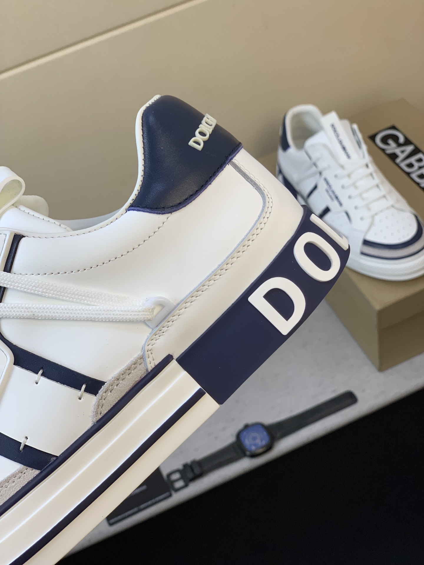 Dolce & Gabbana Low Tops Sneakers 53 - vstockx