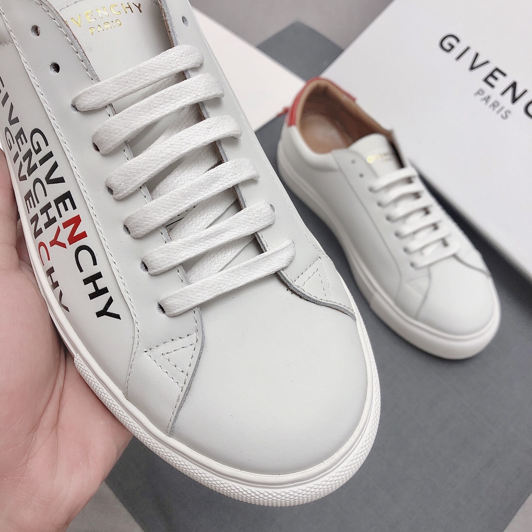 Givenchy Urban Street Logo-print Leather Sneakers 44 - vstockx