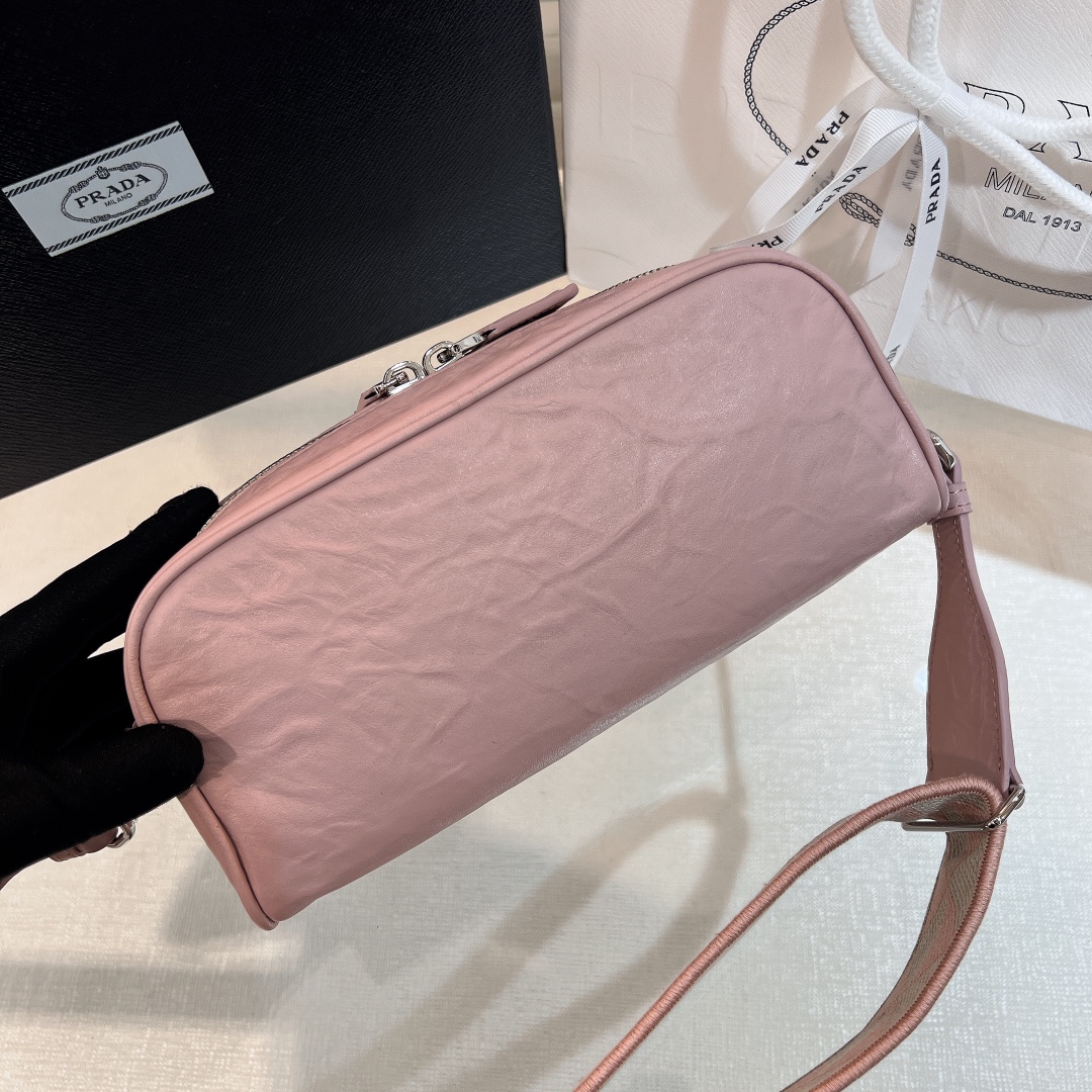 handbags prada 1BH198 22*10.5*7 - vstockx