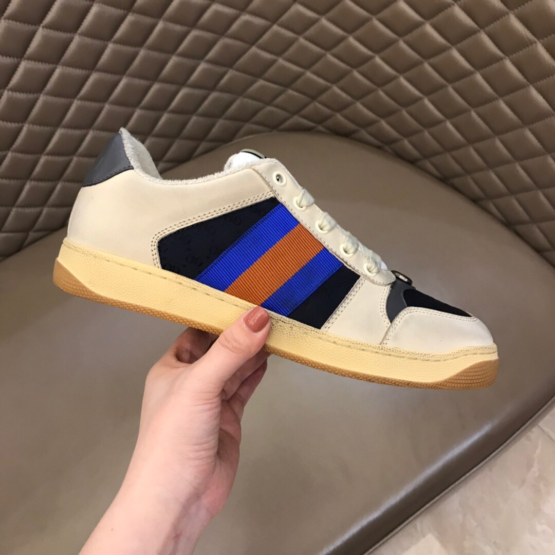 Gucci Screener GG Canvas 16 - vstockx