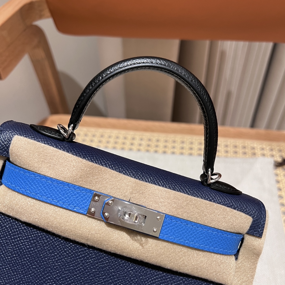 Handbags Hermes mini Kelly size:19cm - vstockx