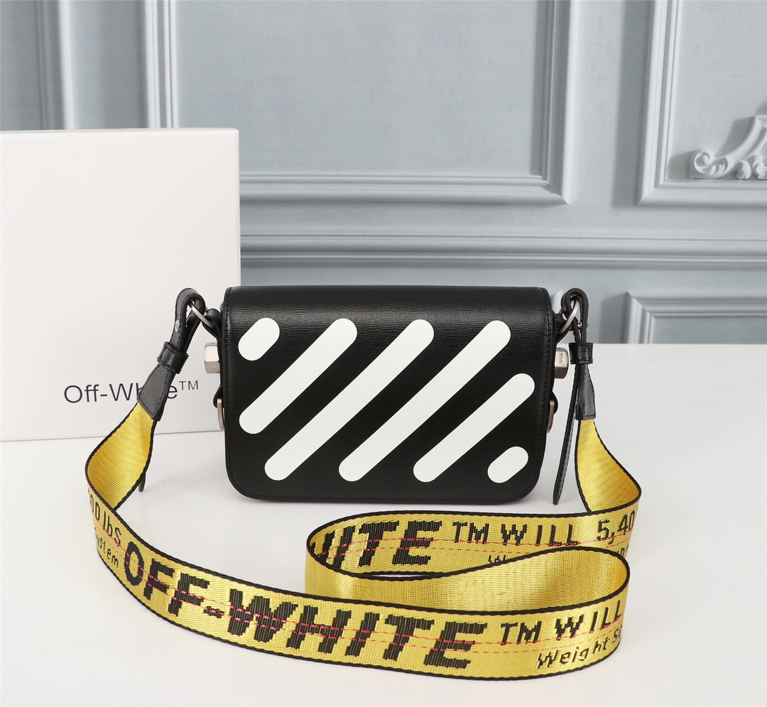 handbags OFF-White 542  4225870  size:18*12*5cm - vstockx