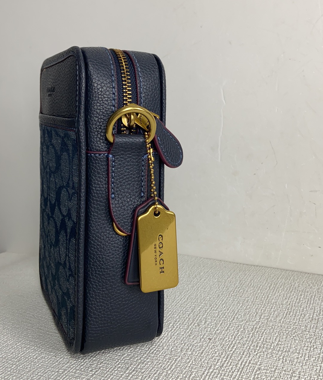 Handbags Coach CH060 size:16*21*6cm - vstockx