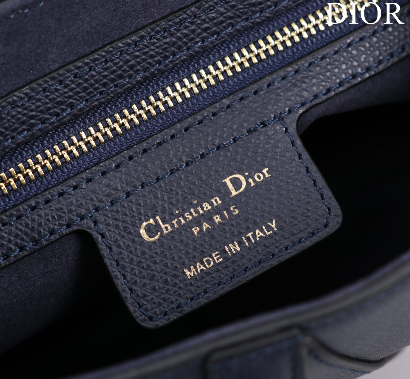 Handbag Dior M0446 size 19.5*16*6.5 cm - vstockx