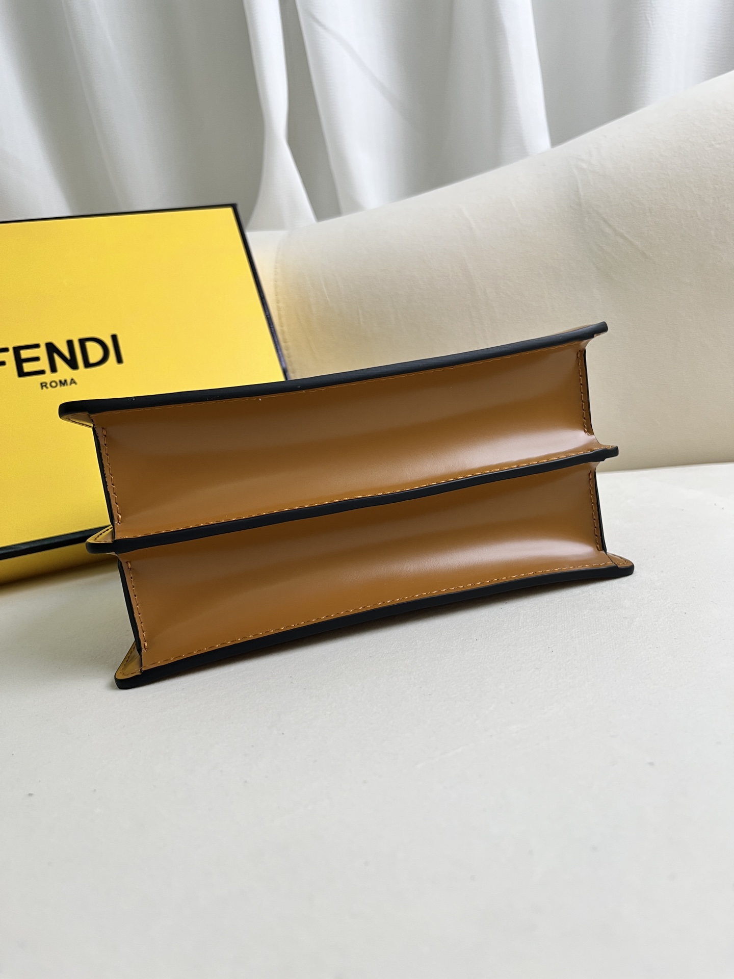 handbags FENDI 1012 size:20.5*11*14cm - vstockx
