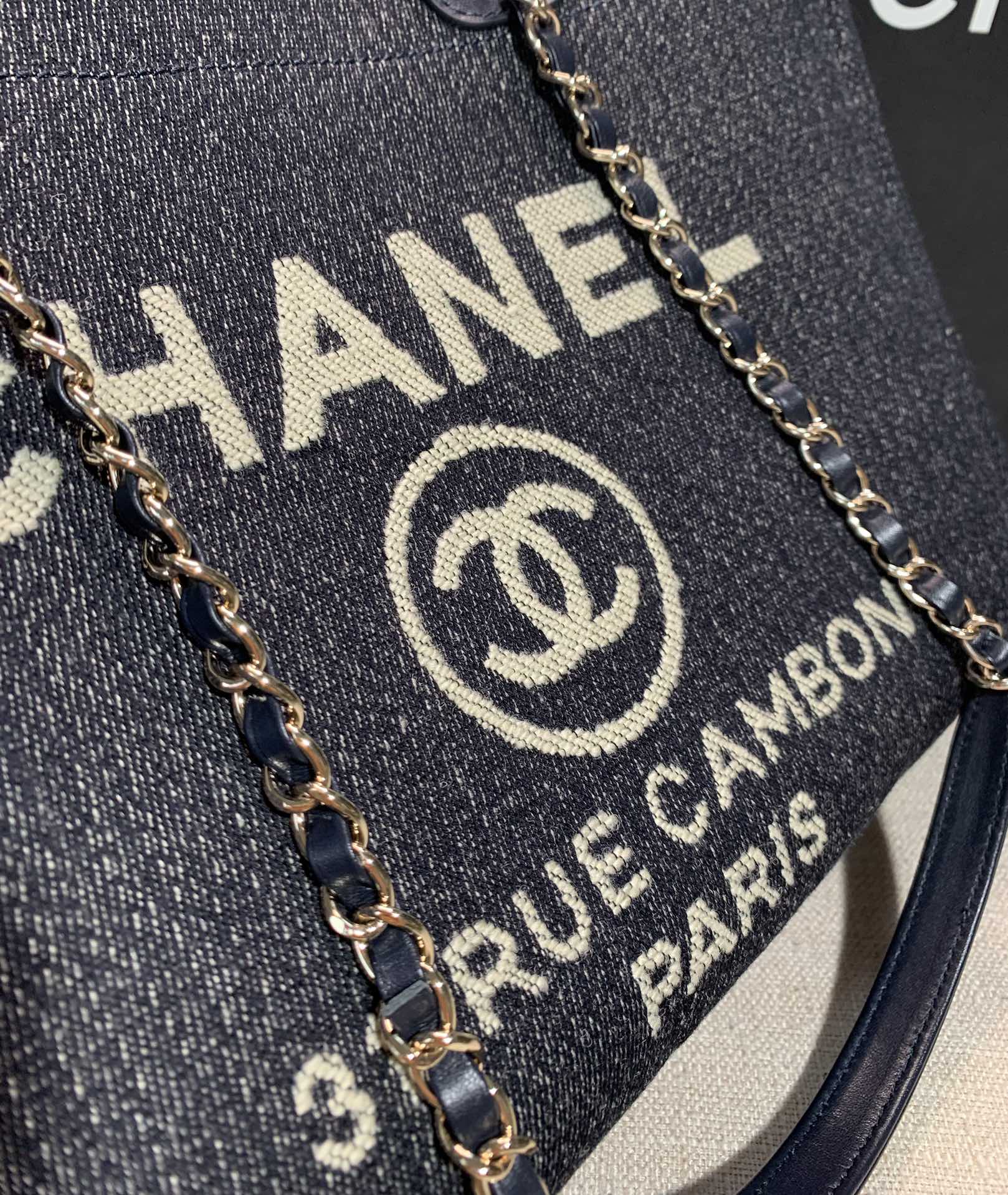 Handbag Chanel size 38 cm - vstockx