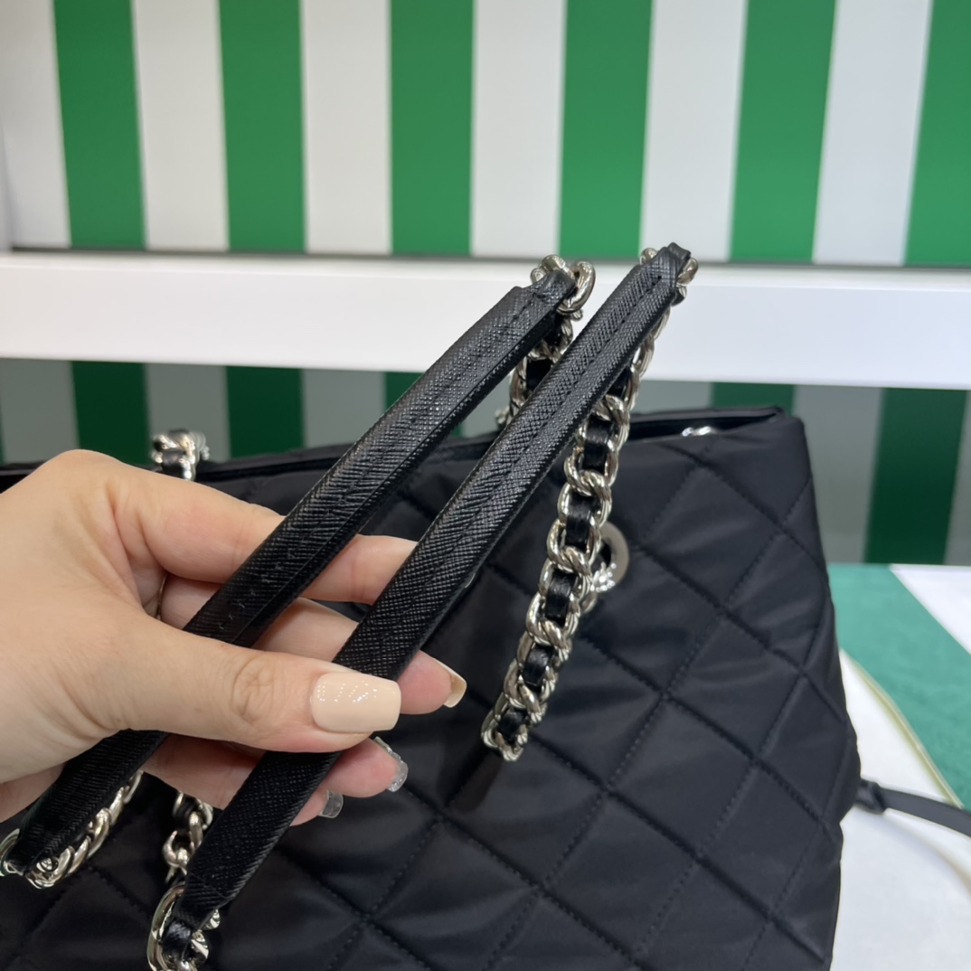 Handbags Prada 1BG740 size:30*17*24 cm - vstockx