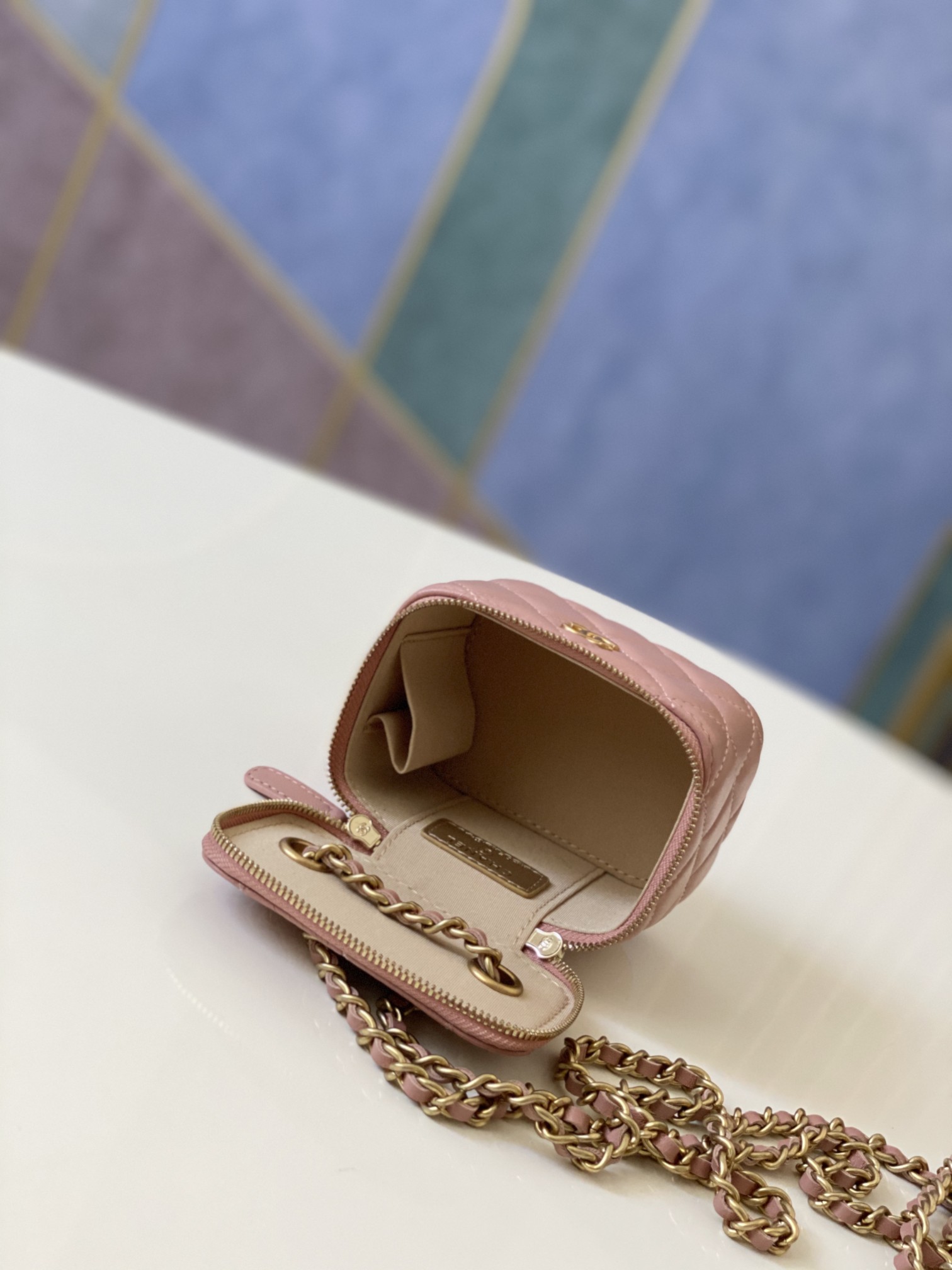 Handbag Chanel 81136 size 10.5 8.5 7 cm - vstockx