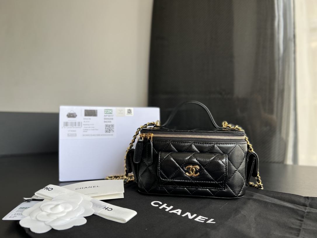 Handbag Chanel AP3017 size 17cm10cmx8 cm - vstockx
