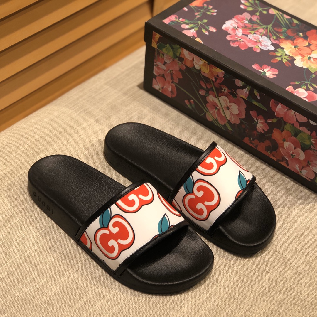 Gucci Slippers 20 - vstockx