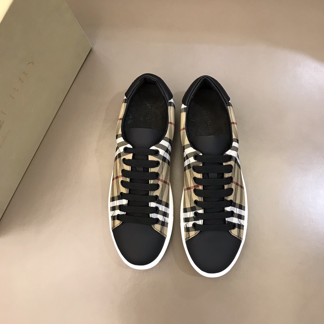 Burberry Perforated Check Sneaker 48 - vstockx