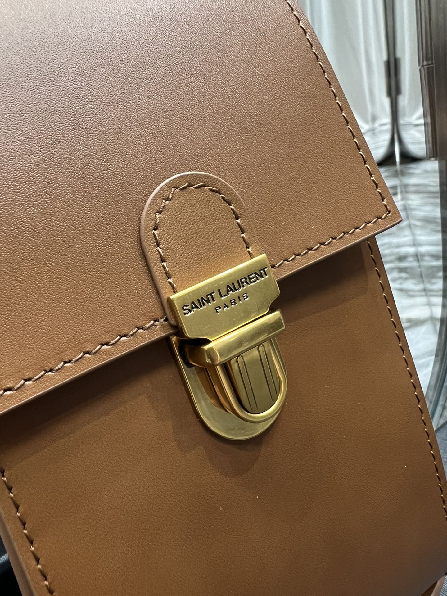 Handbags SAINT LAURENT 667718 size 9x3.5x18 cm - vstockx