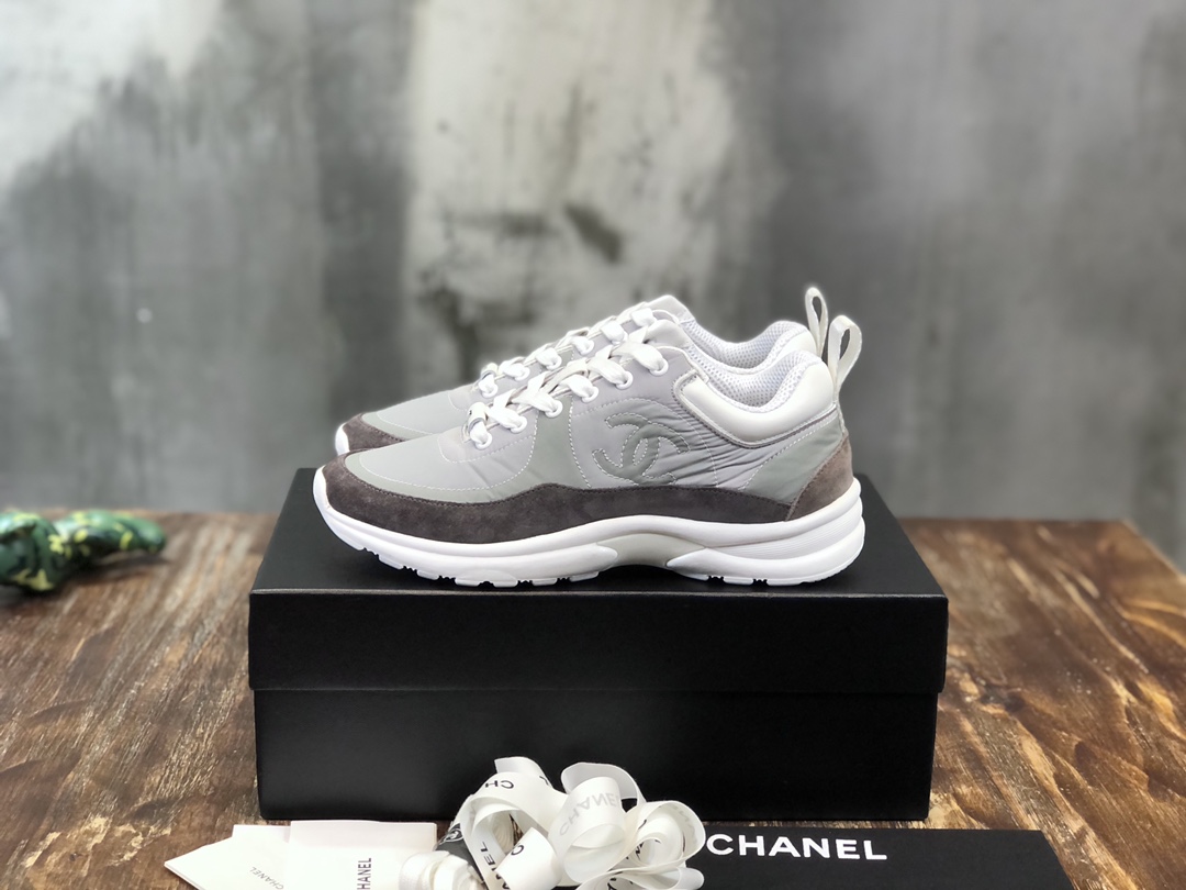 Chanel Fabric & Suede Calfskin Low Top Sneaker 31 - vstockx