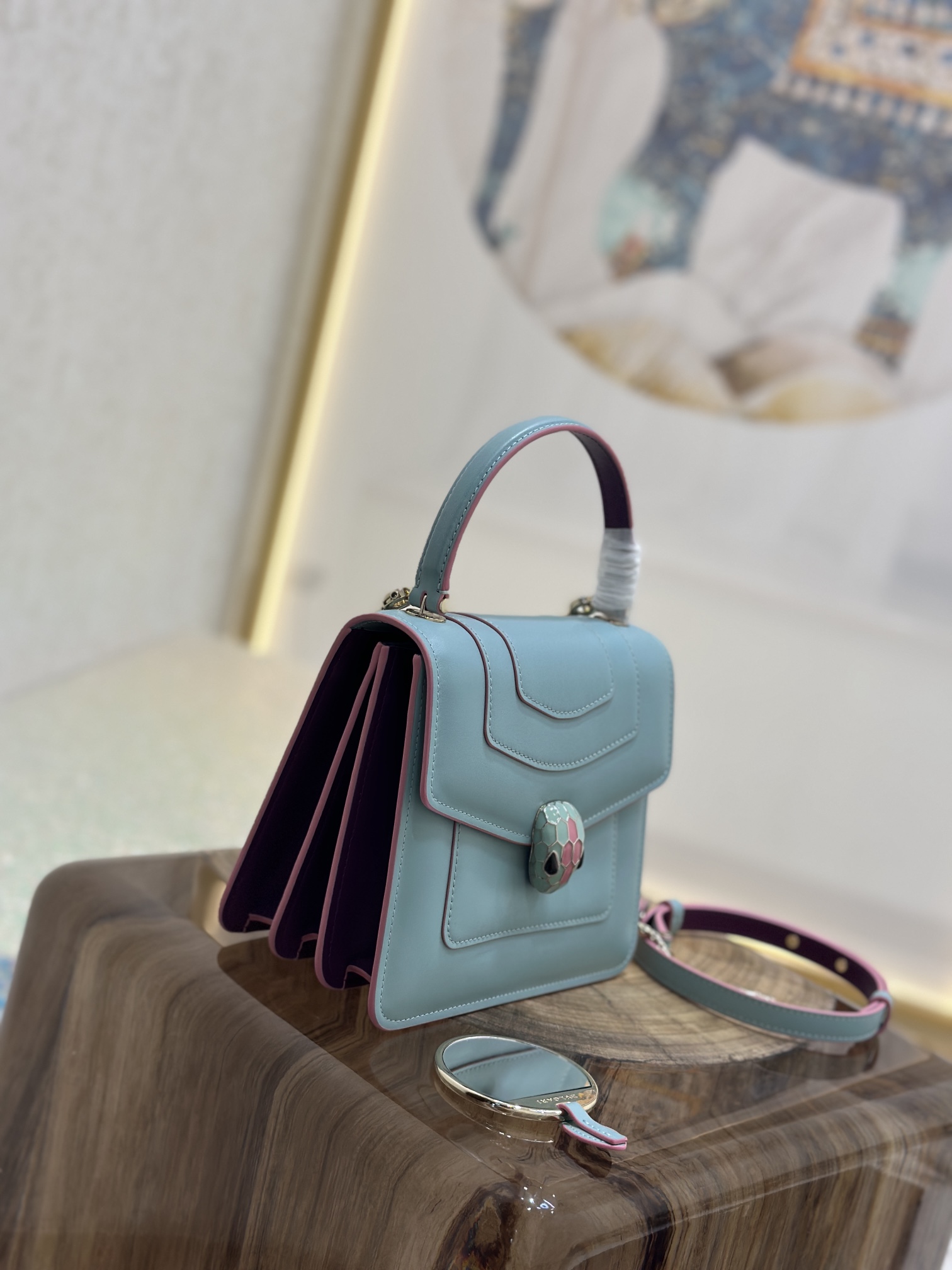 Handbags Bvlgari 38329 size:20*16*9 cm - vstockx