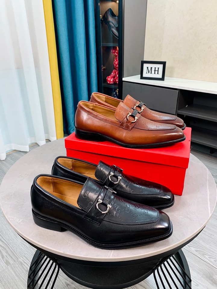 Salvatore Ferragamo Boots 29 - vstockx