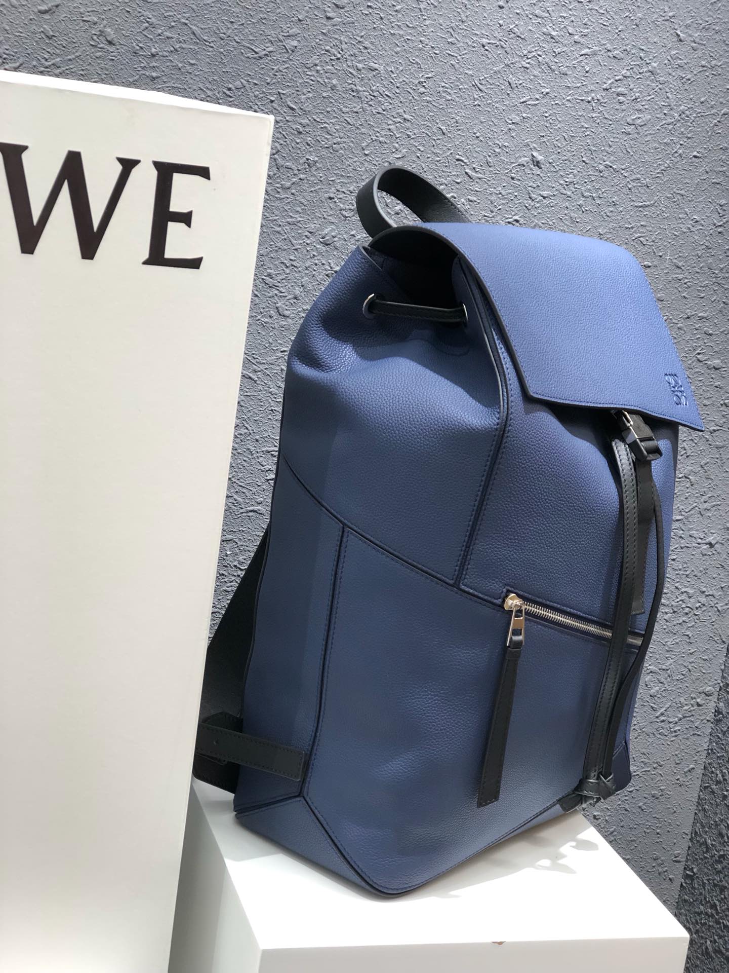 Handbags LOEWE ykk size:33x44.5x19 cm - vstockx